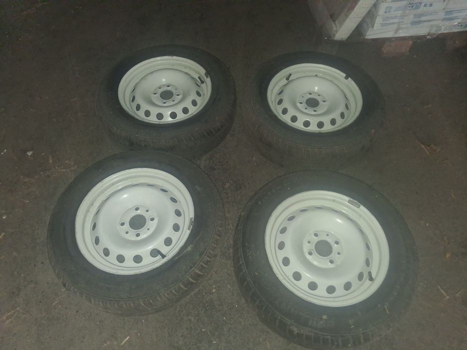 Джанти с гуми 14 цола фиат добло