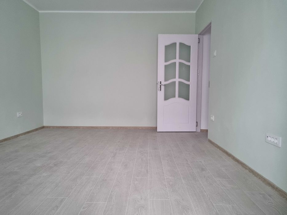 Apartament vanzare Mazepa, Decomandat, 3 camere, 2 bai, 2 balcoane, zona linistita