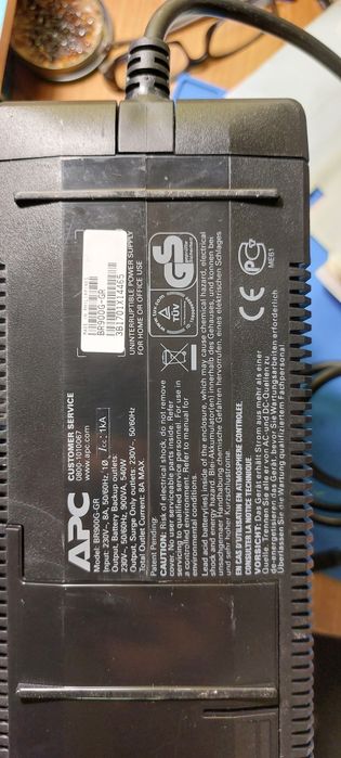 UPS APC back-ups PRO900