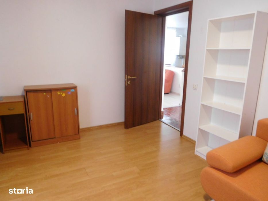 Apartament 3 camere, balcon și garaj, Grigorescu