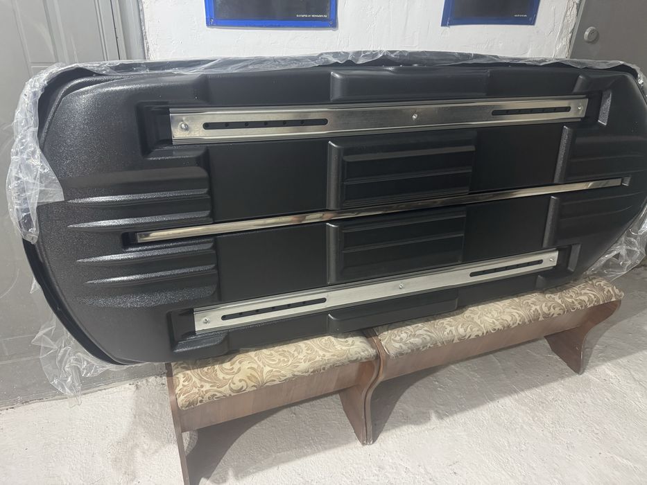 Авто бокс черный цвет 700 л.