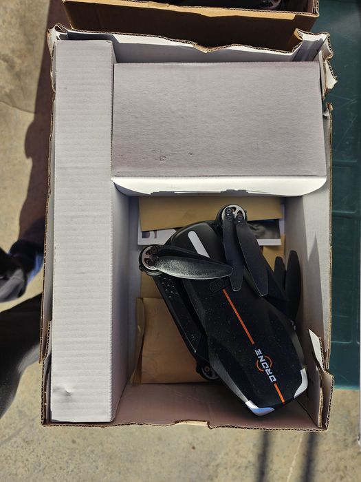 Дронове 7 броя + 1 брой без кутия