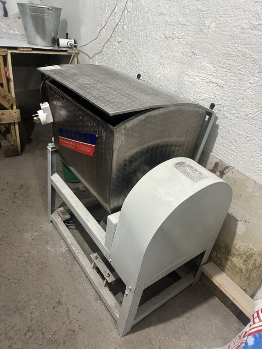 Тестомес/ Тестомешалка для пекарни