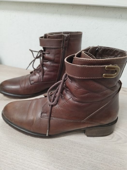 Дамски боти от естествена кожа