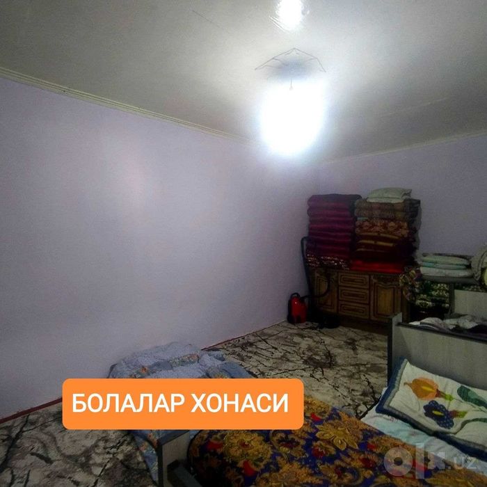 Ховли 4.7+ сотик 4 хона Ер нархда сотувда Кибрай р Аргин! ТТЗдан  6 км