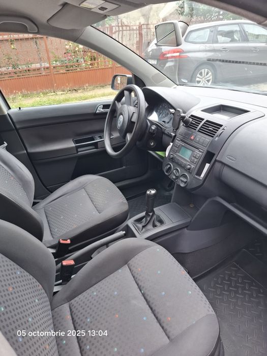 Volkswagen Polo 1.2 benzină 2003