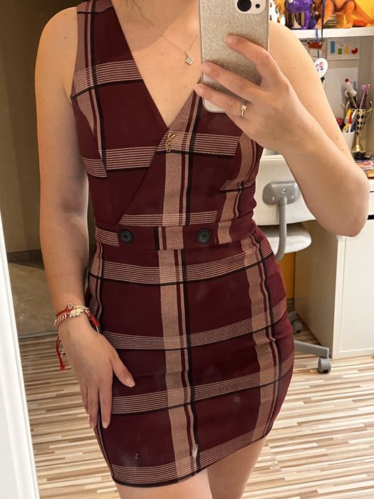 Дамски Дрешки, якета, блузи и комплекти само за 6евро