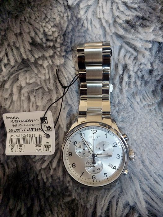 Срочна продам аригинал тиссот новий шветцари не ношений