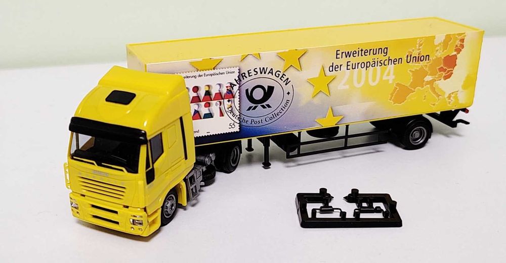 masinuta macheta camion postal Iveco Stralis  AWM nu Herpa scara 1:87