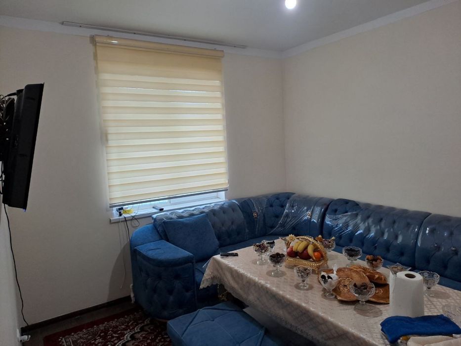 Квартира 3 комнатная Чирчик СРОЧНО  Договоримся