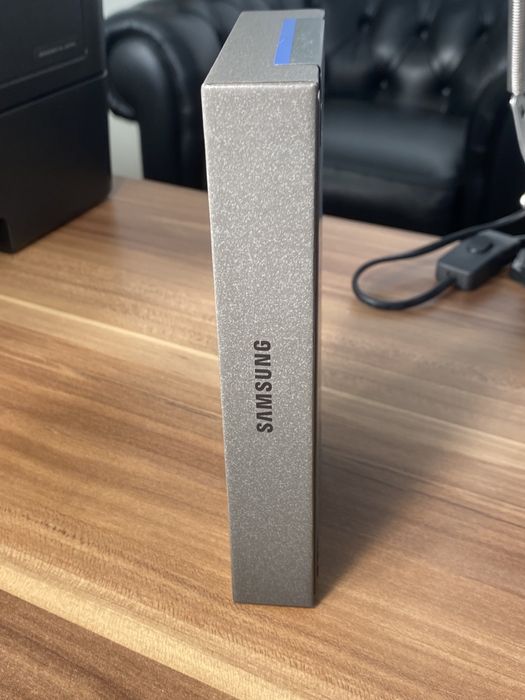 Samsung Galaxy s25 FE• 256 GB • Navy