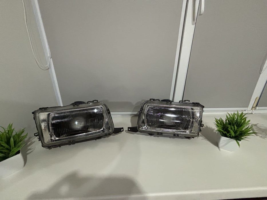 Продам фары на Ауди 80