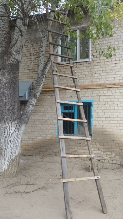 Продам лестницу 6 метров