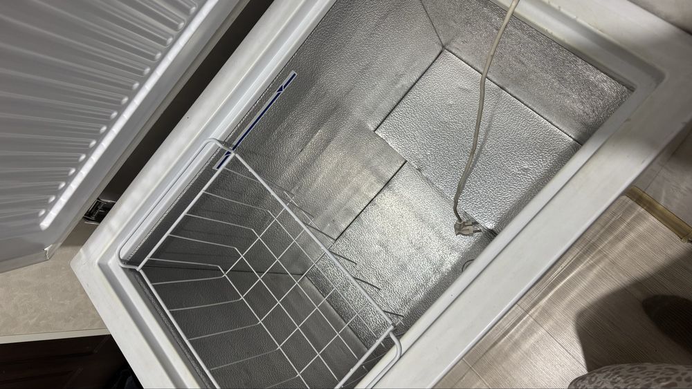 Продам морозильник