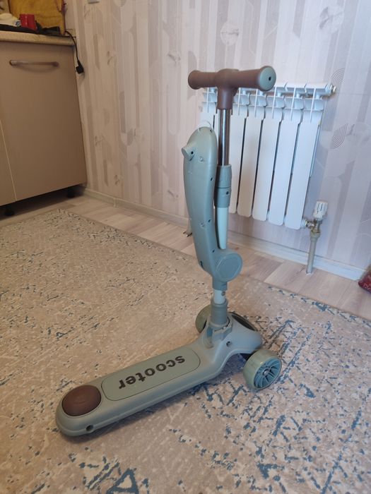 Самокат почти новый