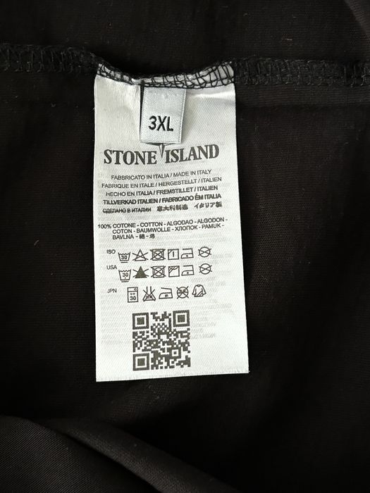 Stone Island Men's Patch T-Shirt in Black XXL