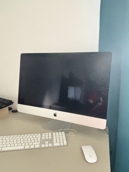 Imac 27 inch 5K . 2017 •procesor i5•40gb ram•SSD 512•cutie + accesorii