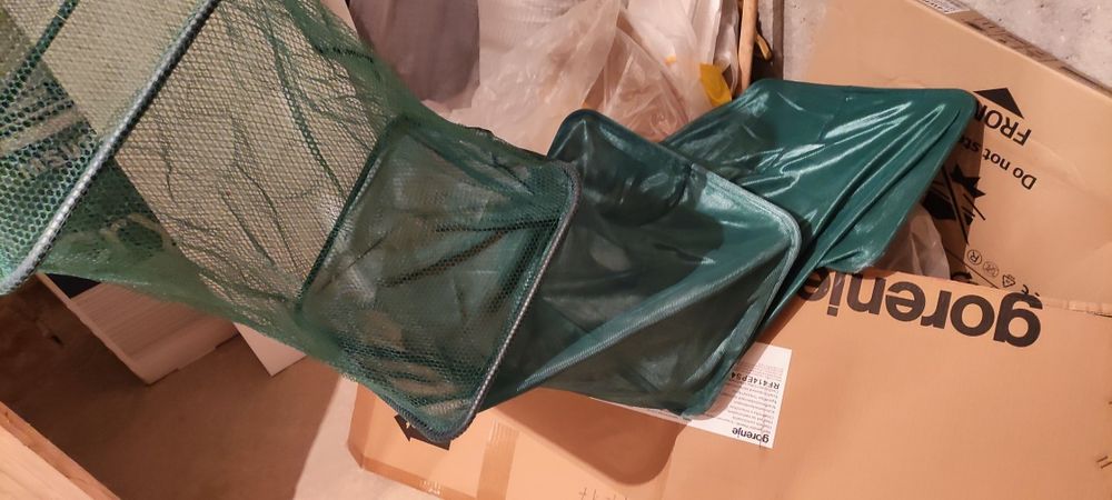 Продавам живарник