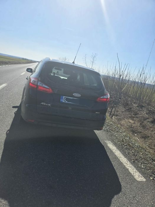 Vând Ford Focus 2013!!