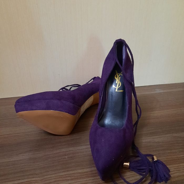 Туфли  на каблуках