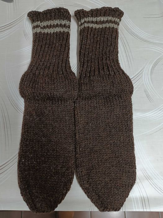 Вълнени чорапи (ръчна изработка)