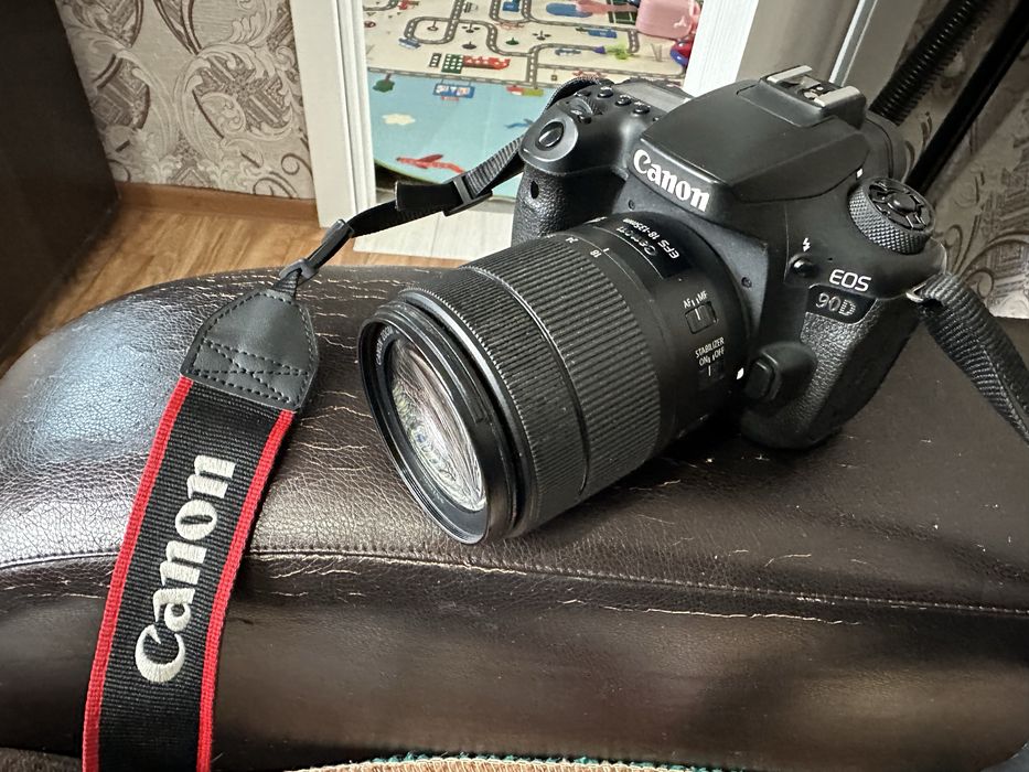 Canon 90d уступлю