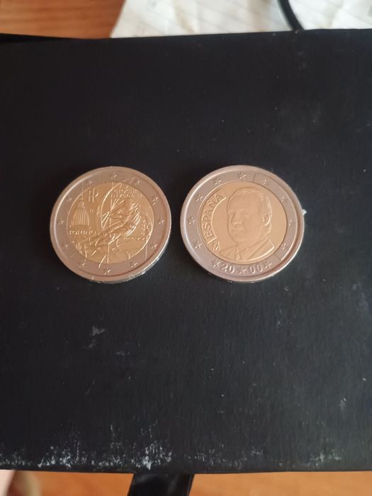 Монеты номиналом 2Евро.. и 1 евро.
