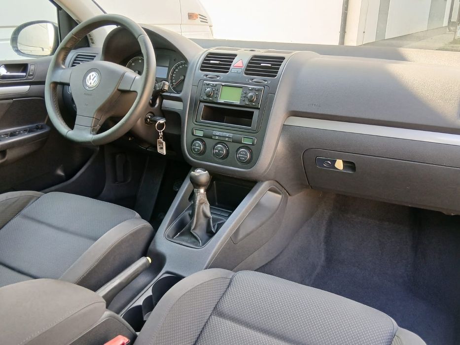 VOLKSWAGEN Golf 2005 — imagine 5