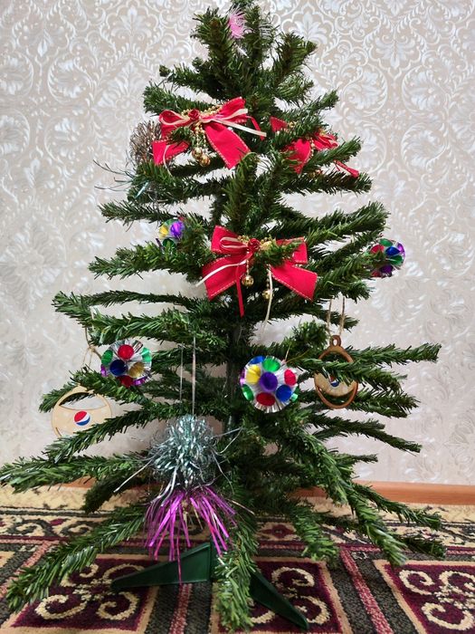 Продаётся ёлочка