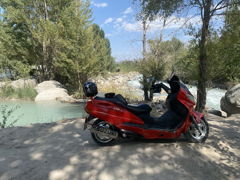 Suzuki burgman an250