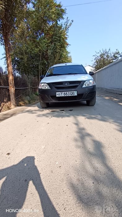 Lada largus lada
