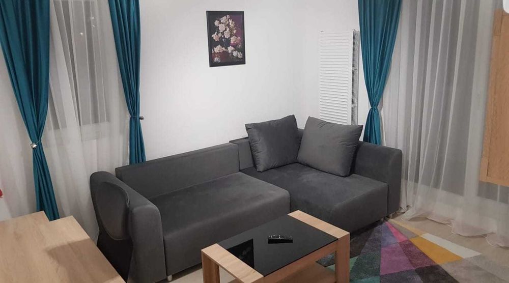 Inchiriez garsoniera