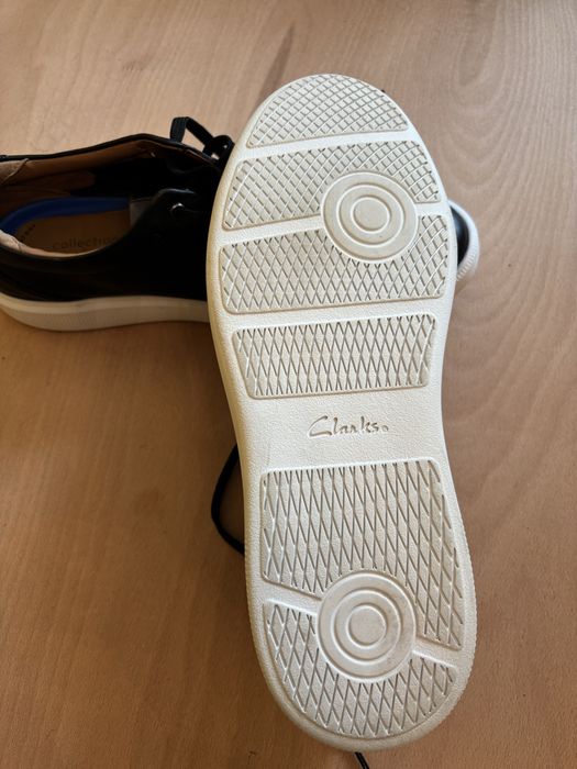 Обувки clarks чисто нови