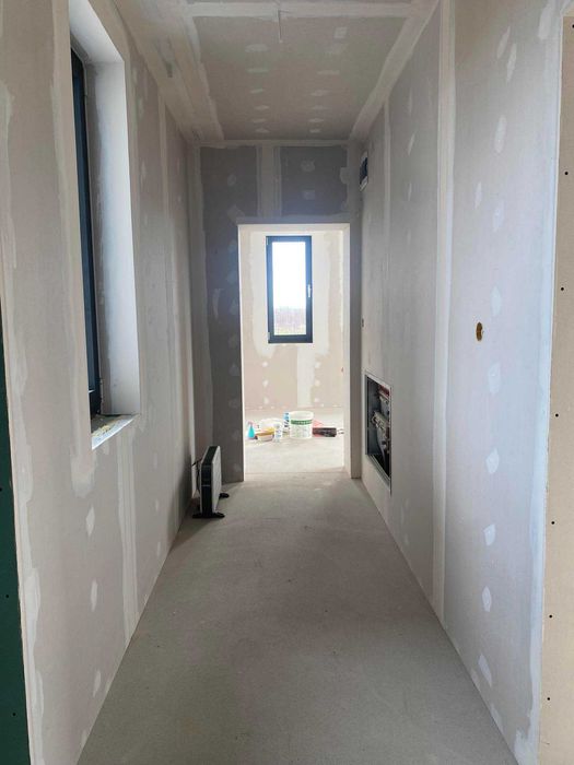 Продава се Къща в Пловдив, Остромила - 380 кв.м за 1048 €/кв.м - Снимка #15