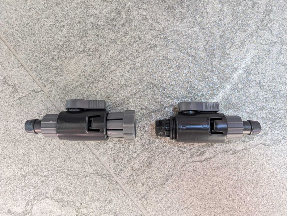 Vand Robinete duble Eheim cu cupla rapida 12/16mm putin folosit