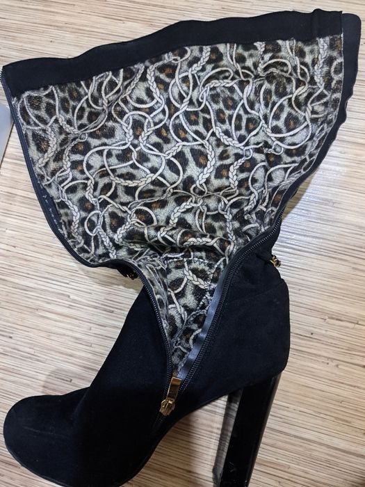 Продам женские сапоги!