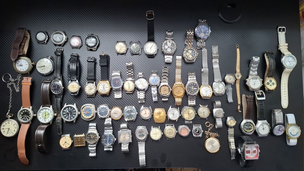 Лот от часовници - механични и кварцови