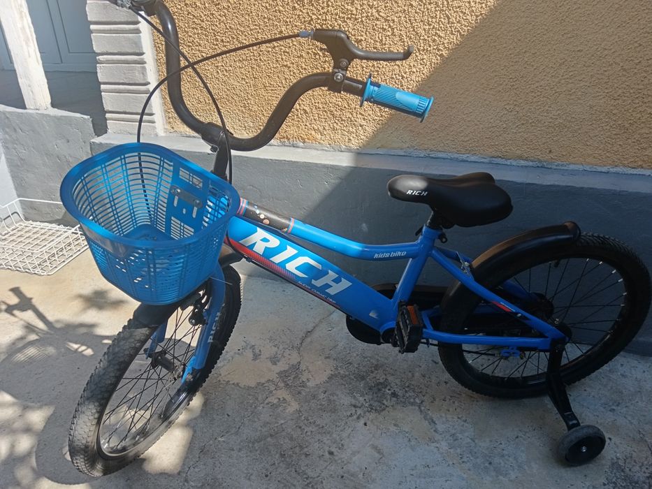 Vând bicicleta noua copii vârstă 9-12ani