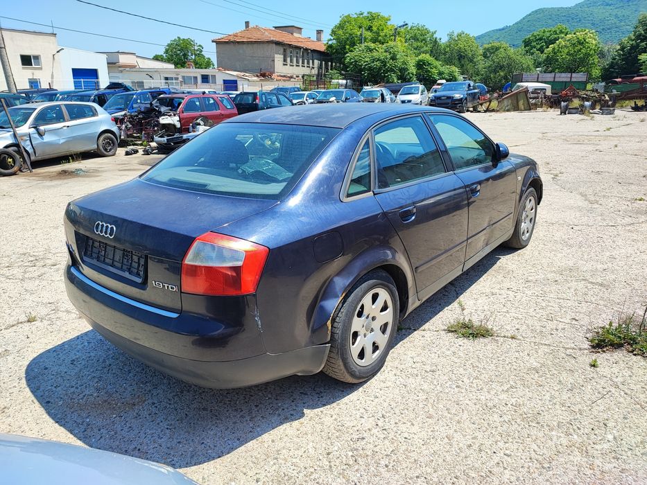 Audi A4 B6 1.9 TDI на части
