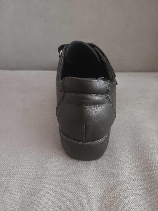 Дамски обувки №35, цвят черен
