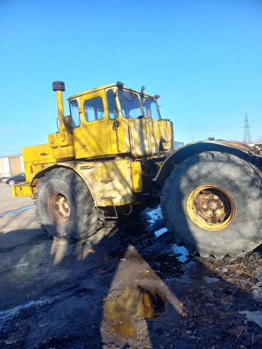 К-700 кировец продам