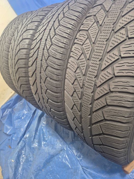 215/60/16 99H Semperit Lichidare stoc