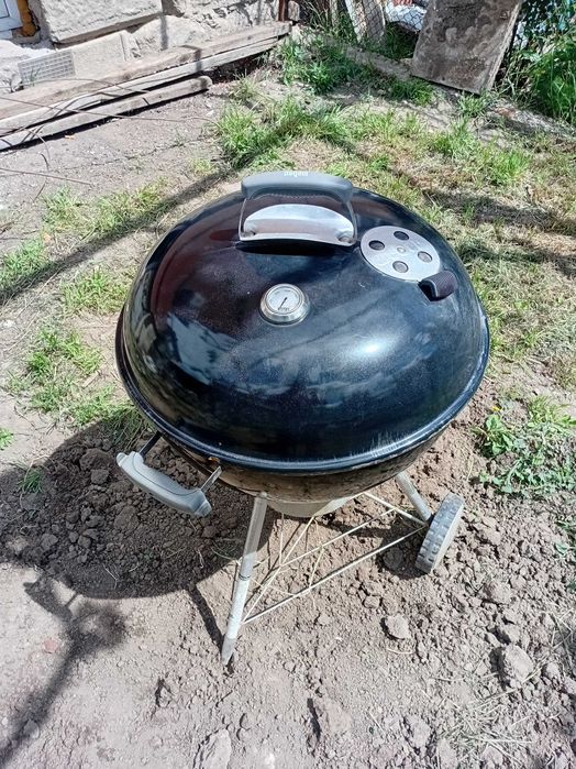 Градинско барбекю weber
