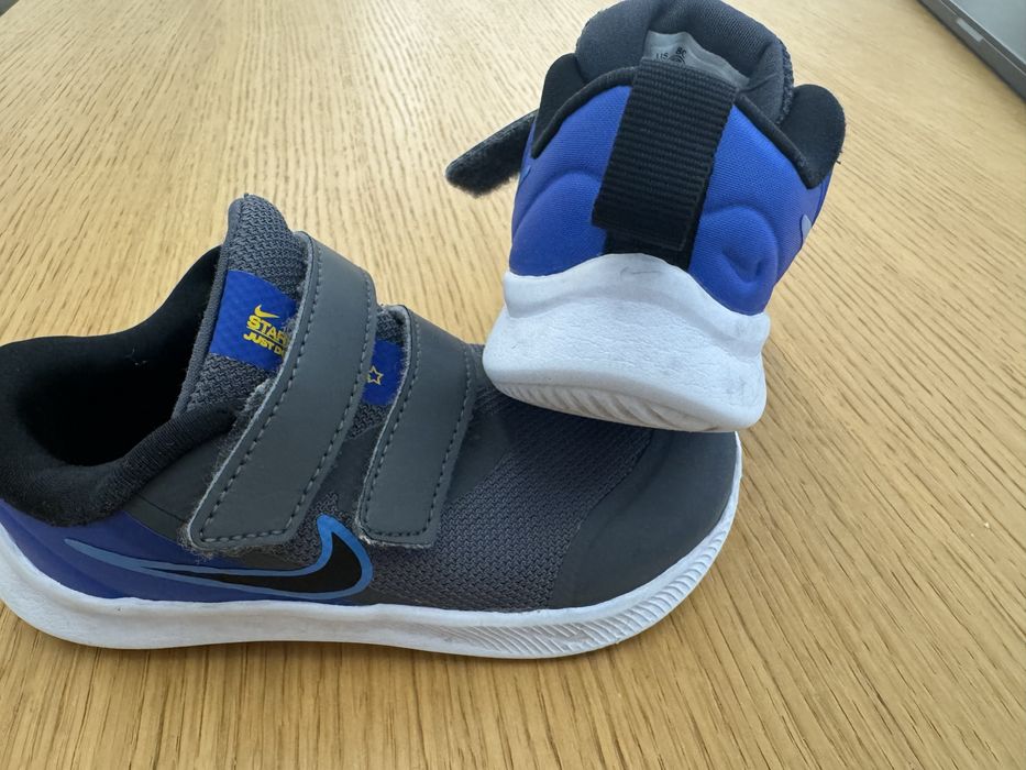 Nike детски маратонки 25 номер