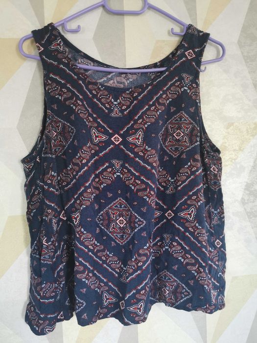 Потник с полу гол гръб