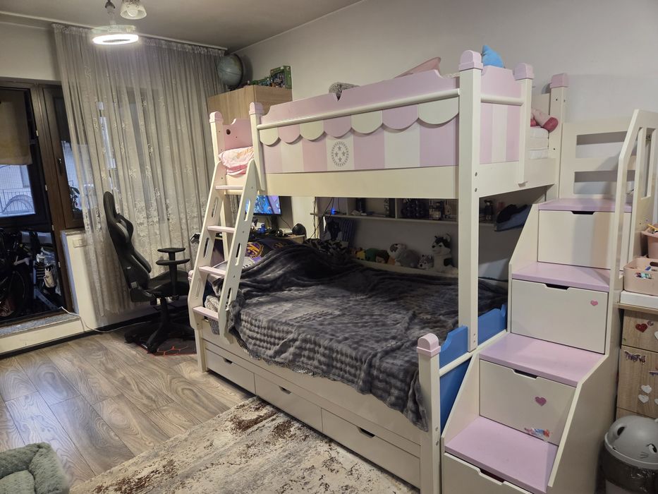 Pat supraetajat cu scări