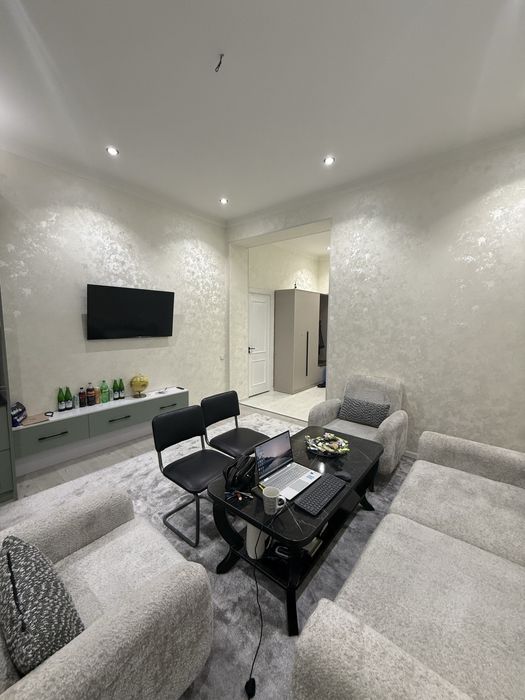 Продается квартира с мебелью и техникой!!! Ориэнтир стадион Бунедкор