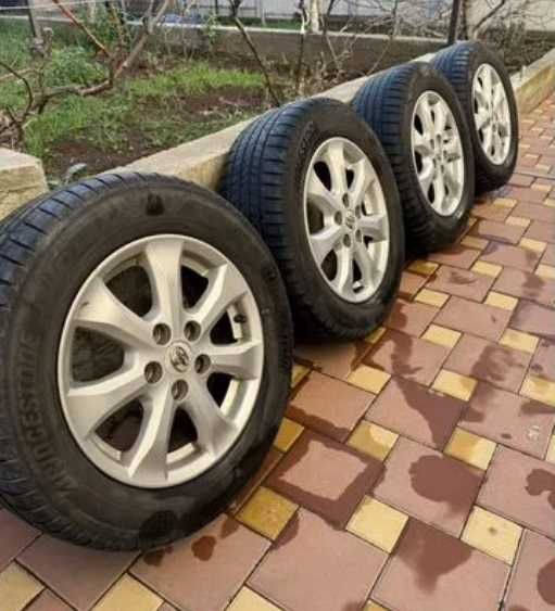 Летние шины 215/60 R16 Bridgestone Turanza T005