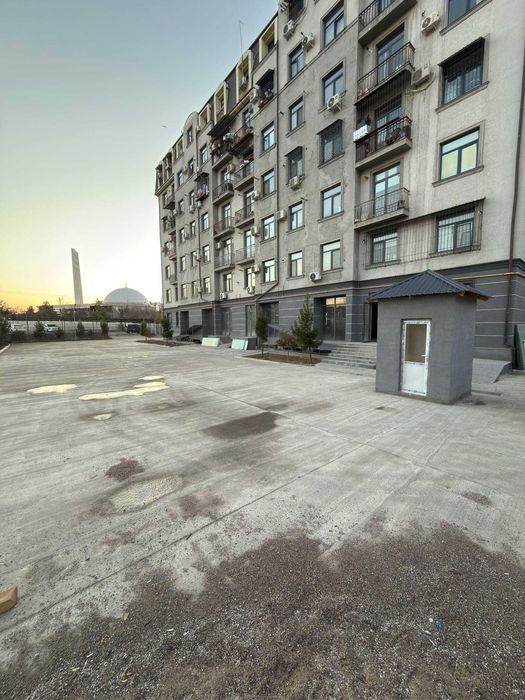 ПРОДАЁТСЯ КОММЕРЧЕСКОЕ ПОМЕЩЕНИЕ 1.500м2 под клинику учебный центр