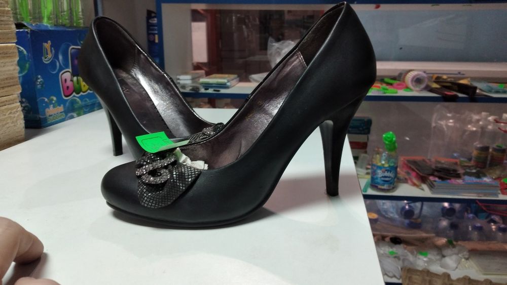 Туфли 35 размера в Сортировке